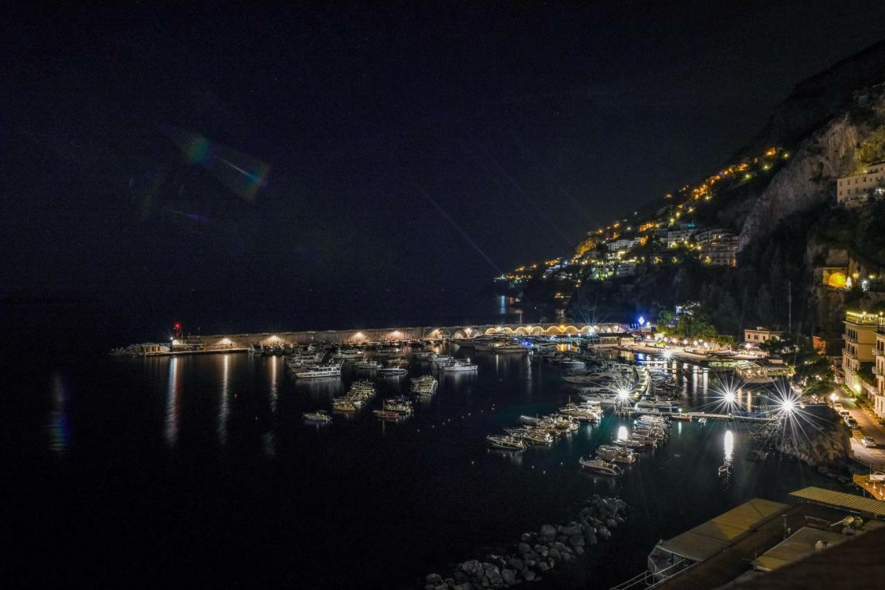 Suite Picasso Amalfi Eksteriør billede