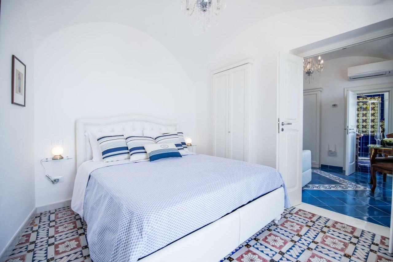 Suite Picasso Amalfi Eksteriør billede